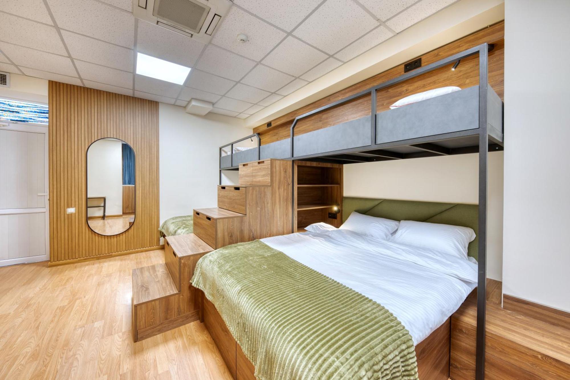Tropica Inn Hotel 耶烈万 外观 照片