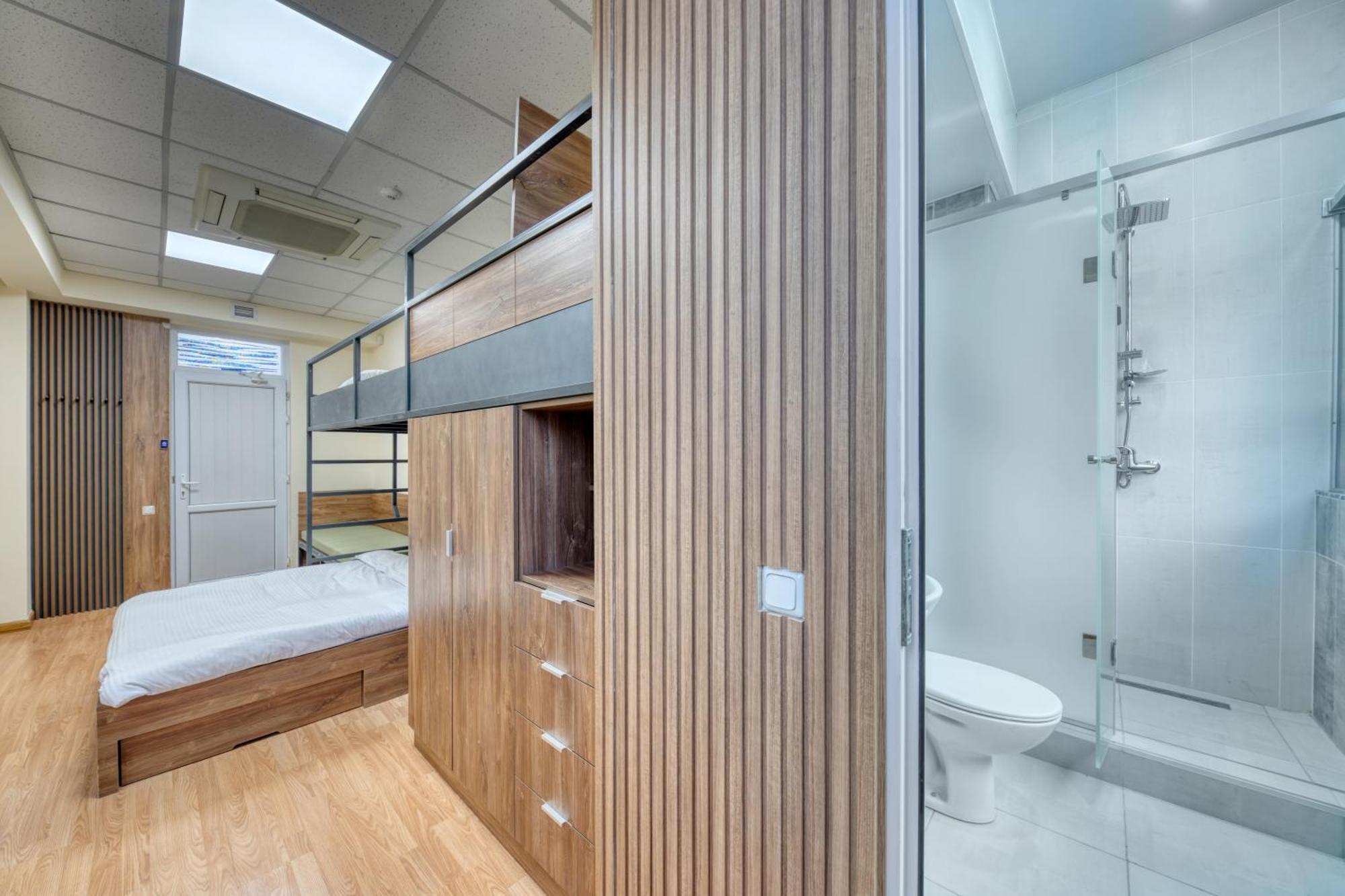 Tropica Inn Hotel 耶烈万 外观 照片